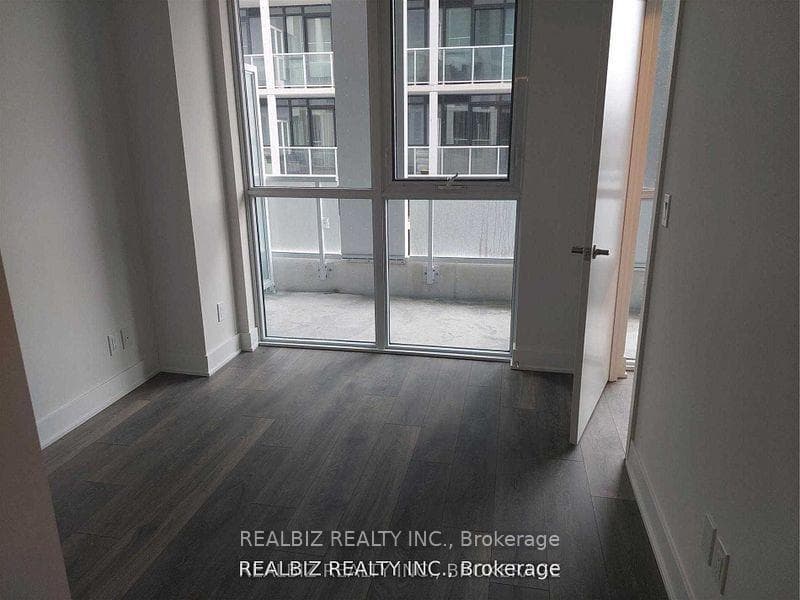 188 Fairview Mall Drive Unit 325 photo 5