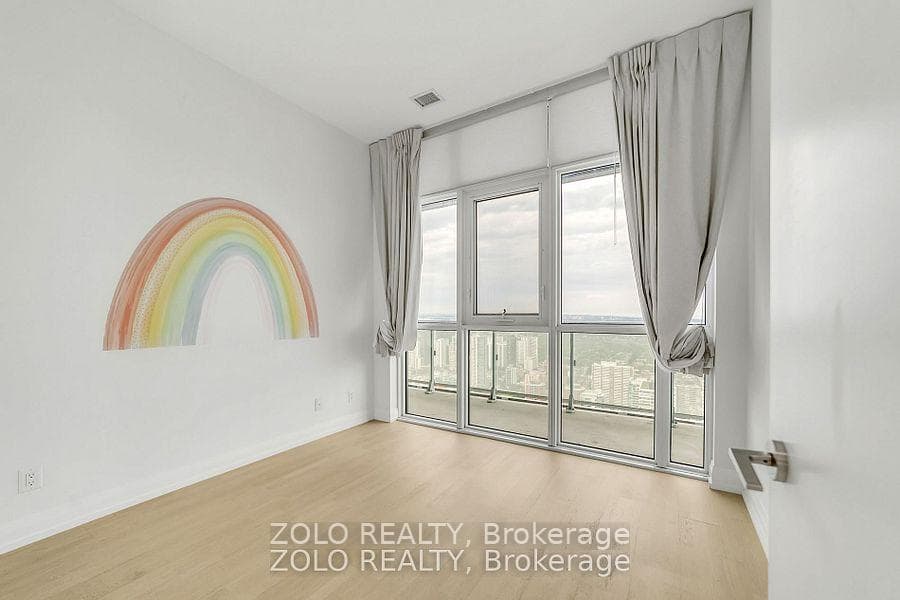 7 Grenville Street Unit 6310 photo 24
