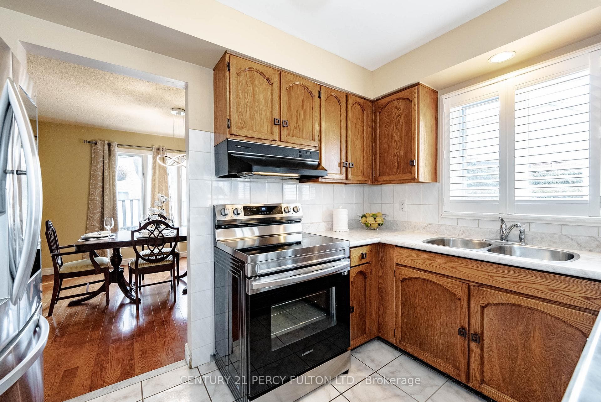 43 Placentia Boulevard photo 15
