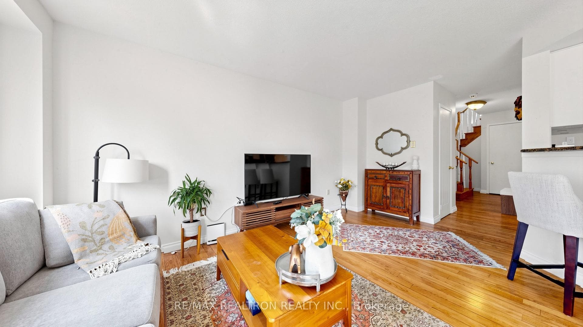 2854 Gulfstream Way photo 9