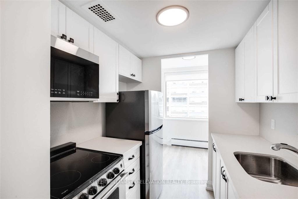 250 St Clair Avenue Unit 405 photo 17