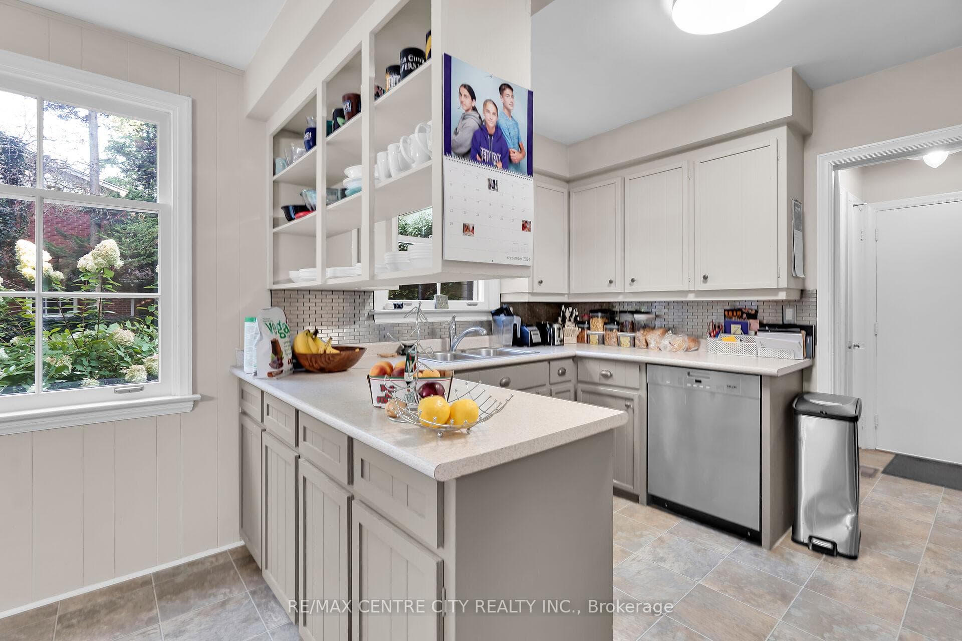 403 Lawson Road photo 12