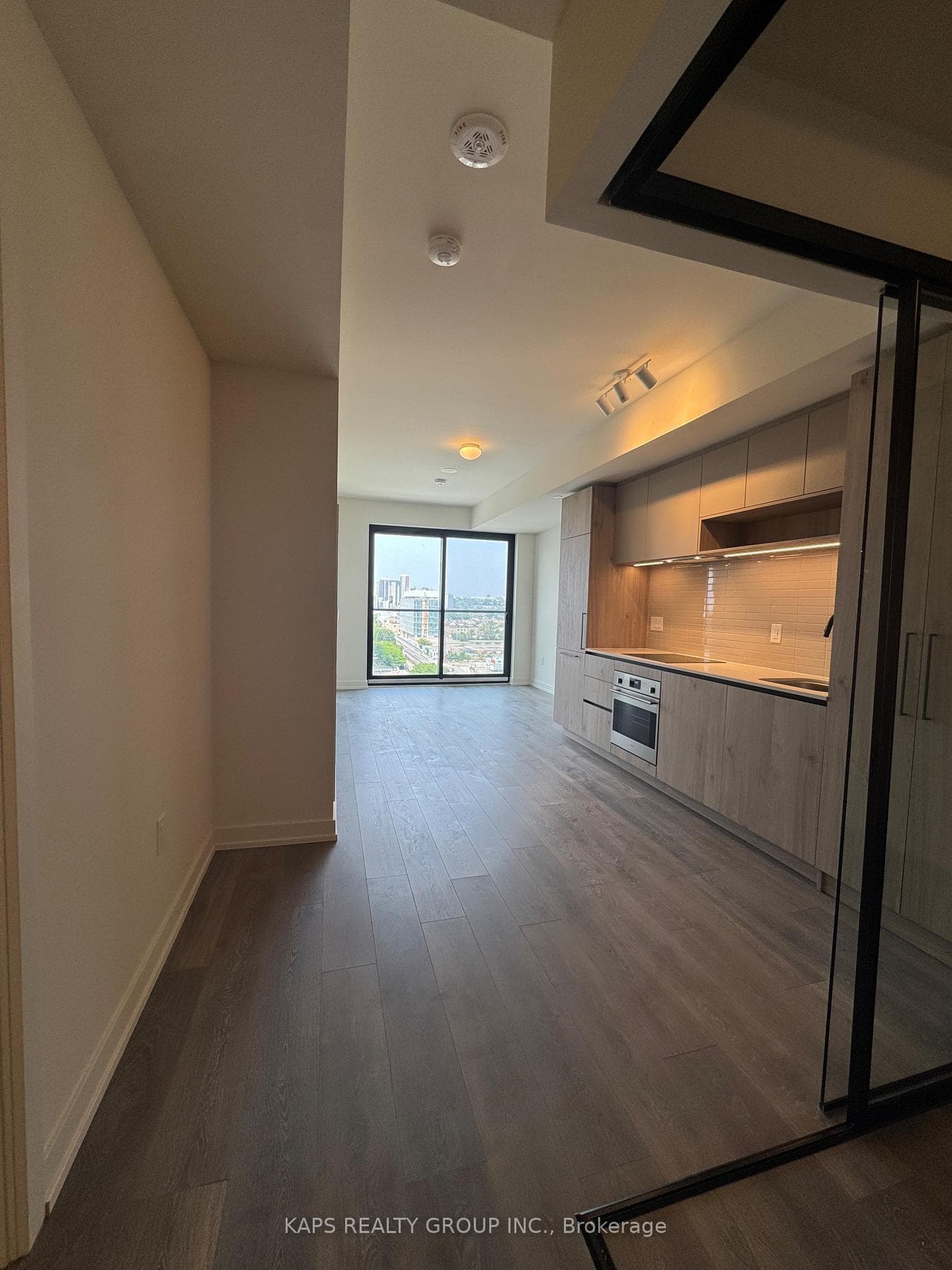 181 Sterling Road Unit 1212 photo 7