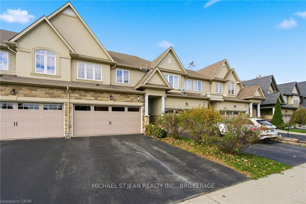 106 Maplevale Drive photo 2