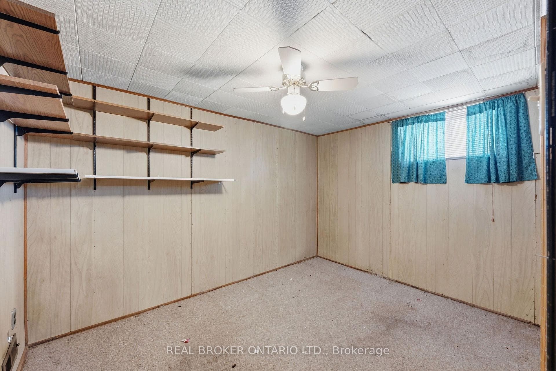 385 Enfield Avenue photo 33