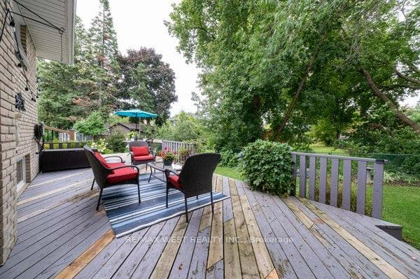 22 Glen Meadow Court photo 38