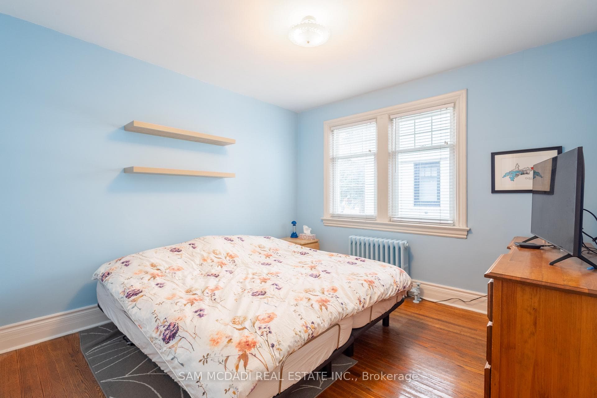 11 Brant Avenue photo 15