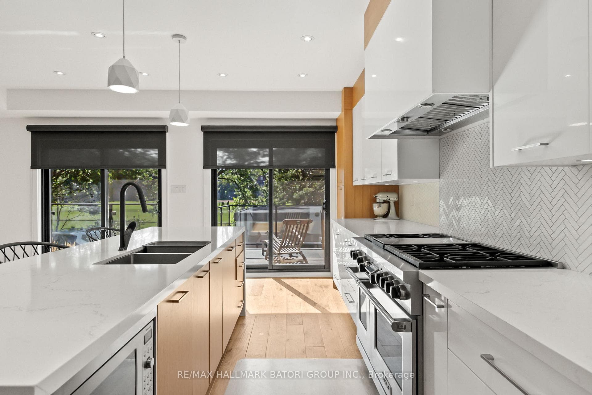 134 Edith Drive photo 12