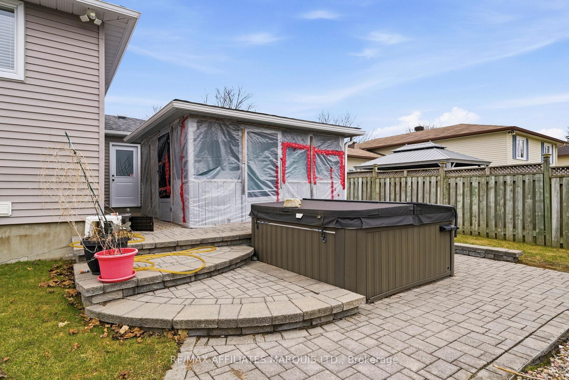 681 Champlain Drive photo 37