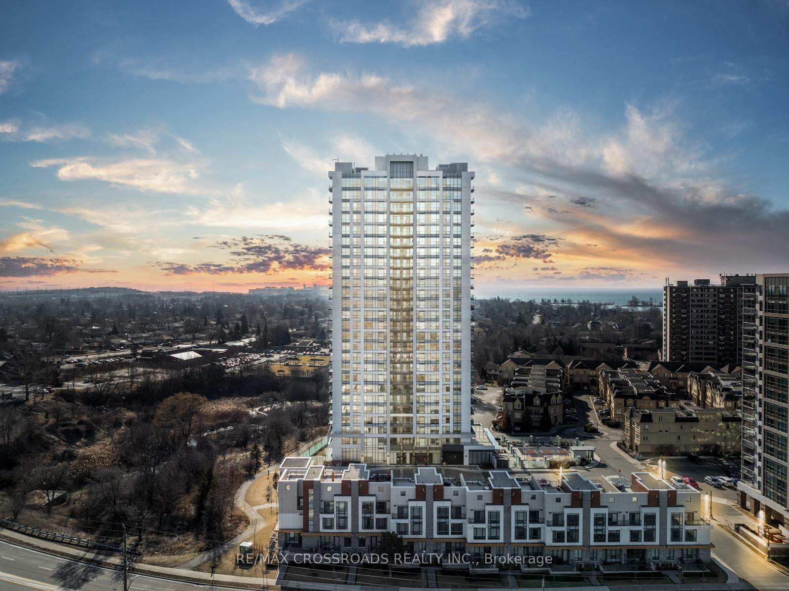 1255 Bayly Street Unit 1810 photo 1