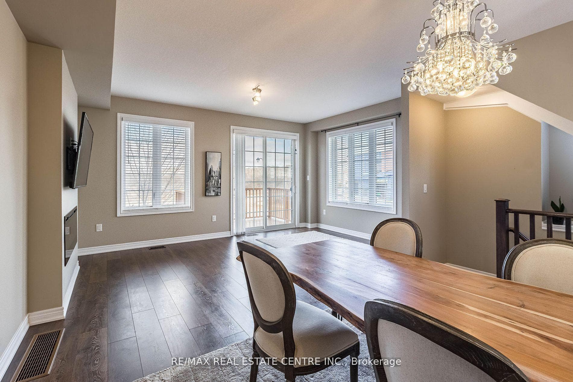 411 Hardwick Common N/A photo 15