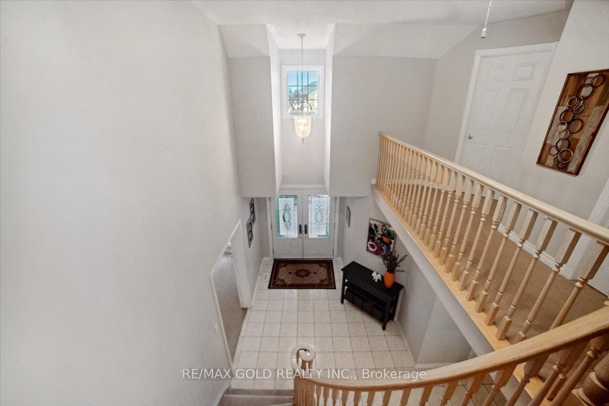 15 Canning Crescent photo 26