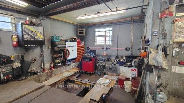 225 Concession Street photo 6