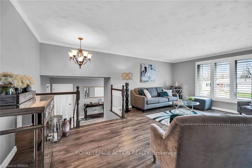 244 McGill Road photo 5