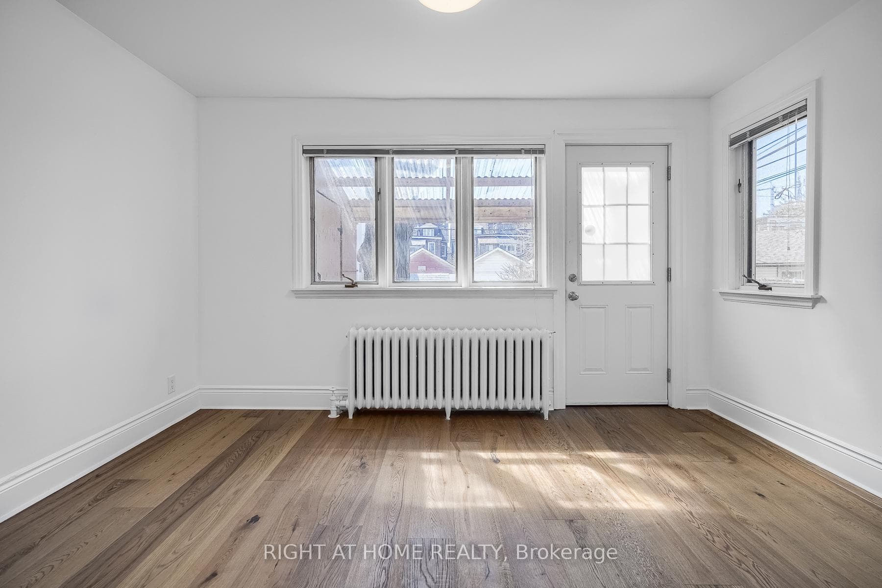 162 Bartlett Avenue photo 24