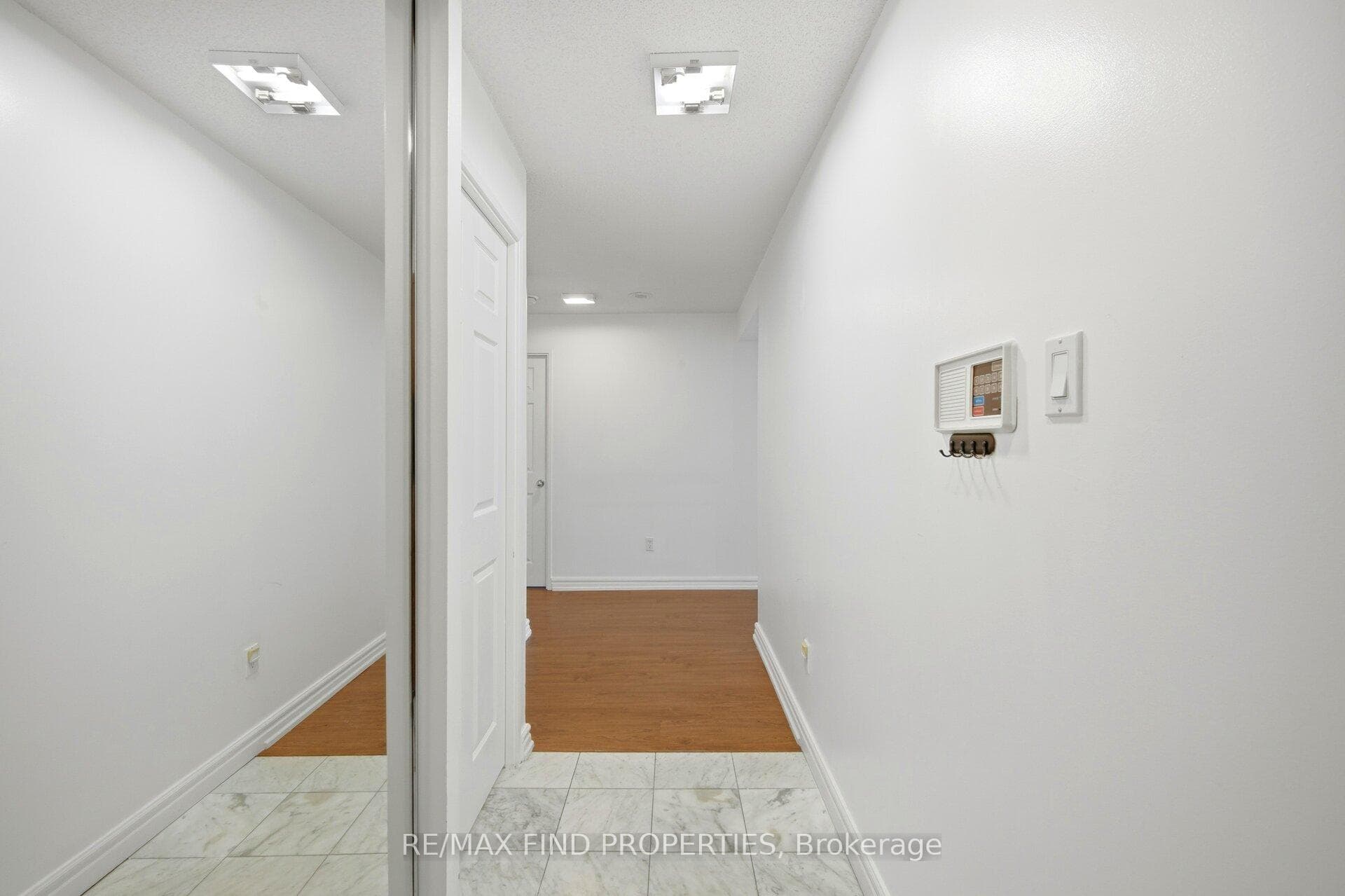 33 University Avenue Unit 1203 photo 7