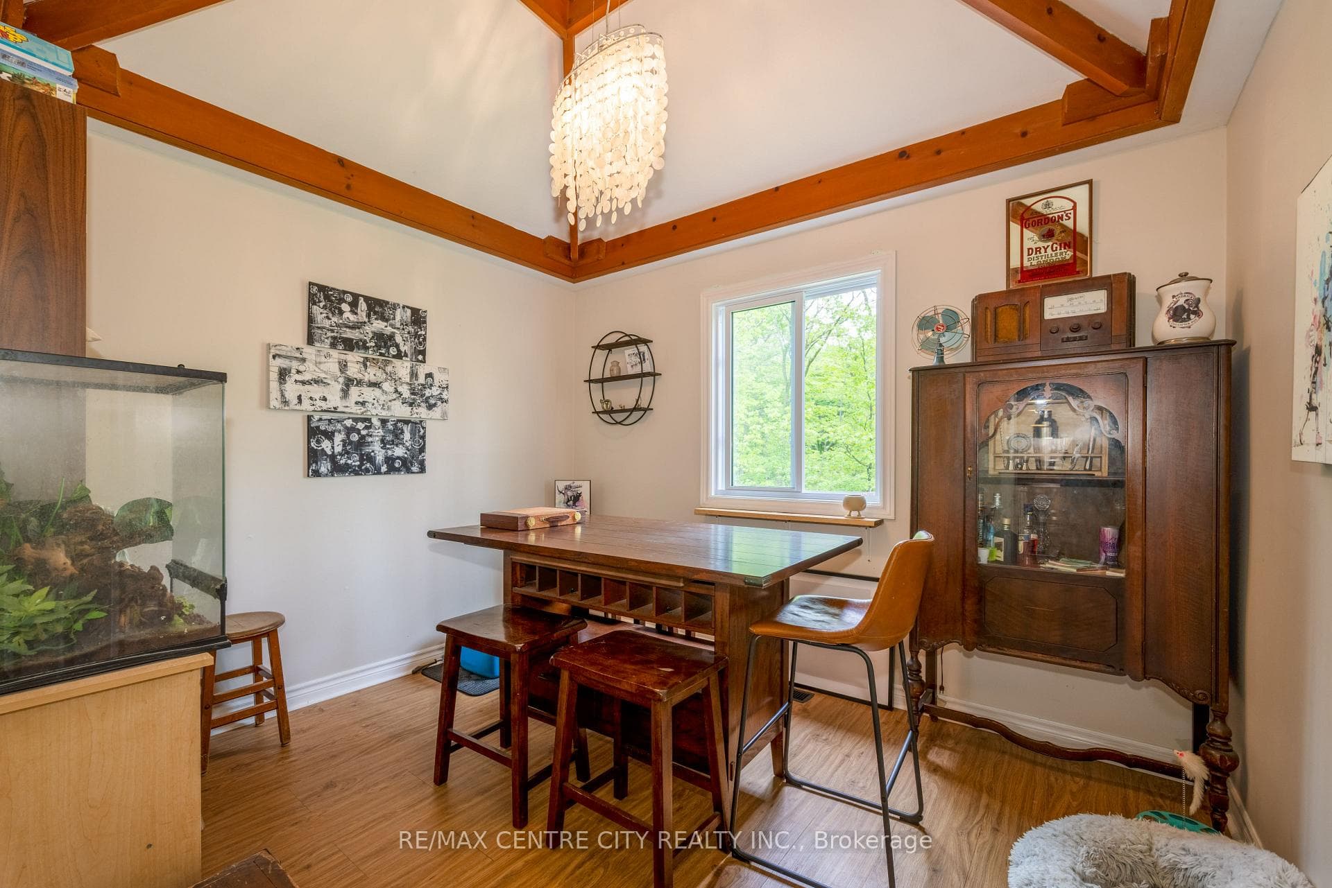 26046 Kerwood Road photo 4