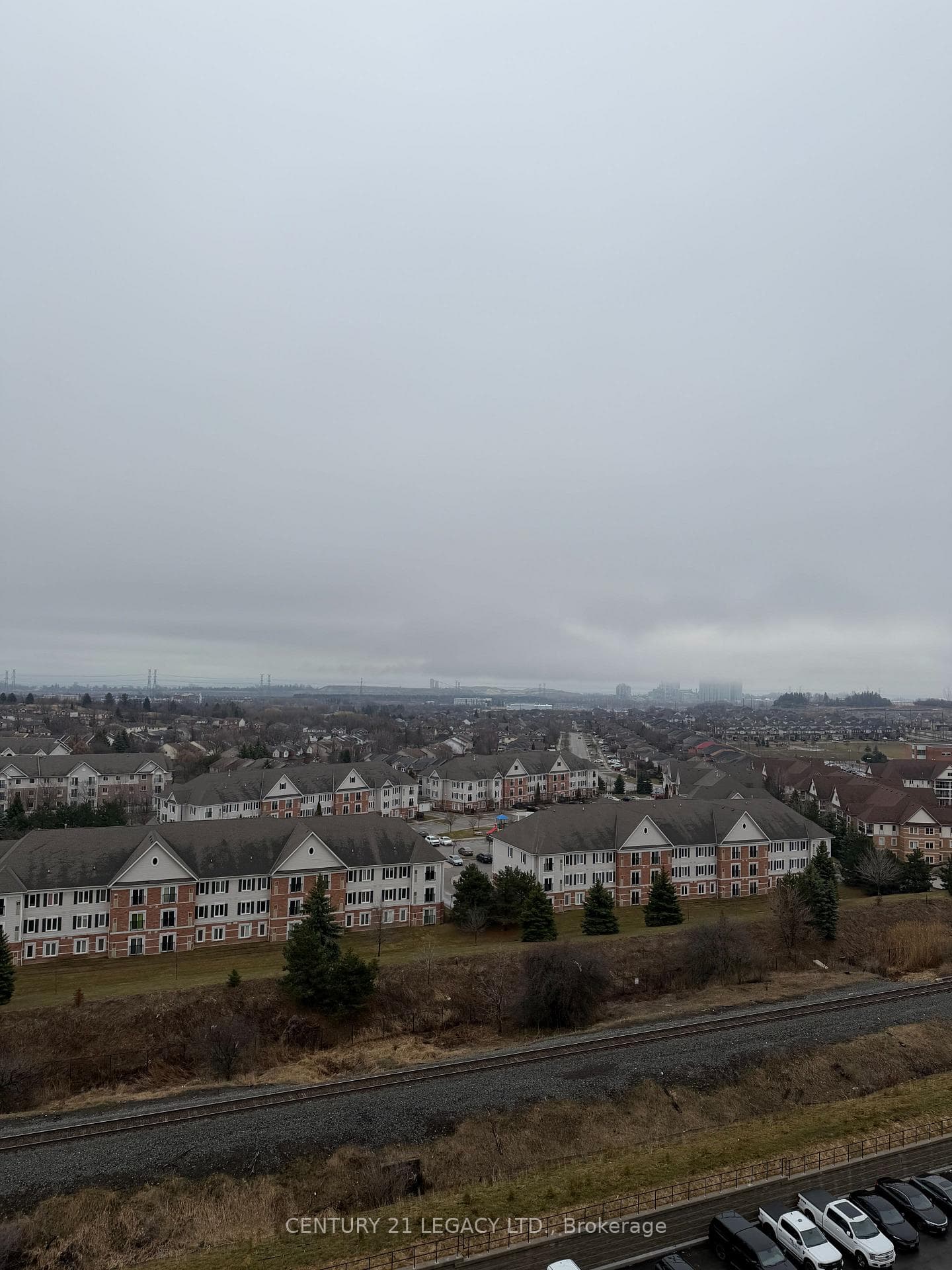51 Clarington Avenue Unit 1105 photo 16
