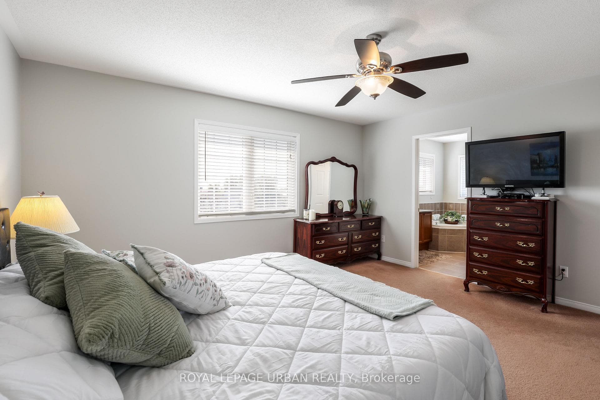1081 Keswick Court photo 28