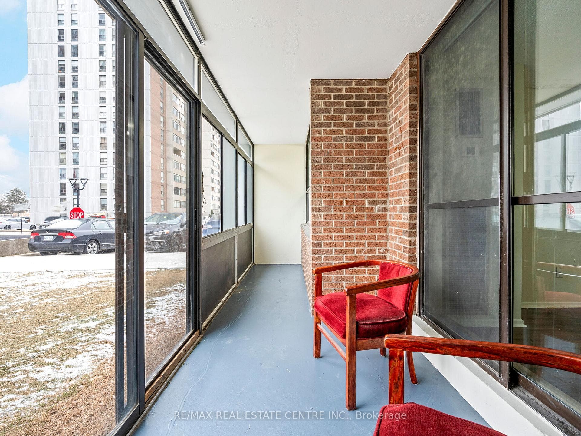 15 Kensington Road Unit 101 photo 36