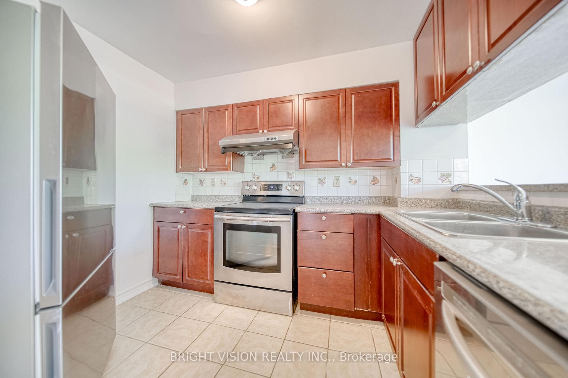 3050 Ellesmere Road Unit 614 photo 9