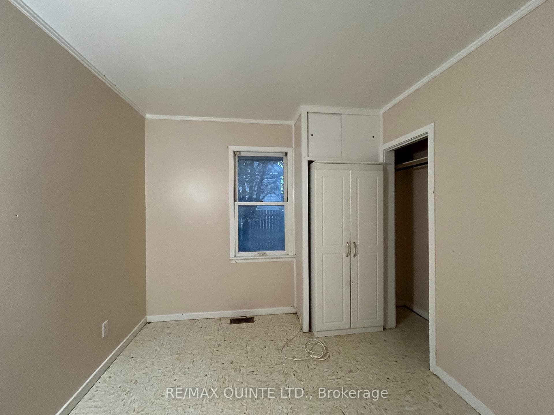 30 Hollen Street photo 15