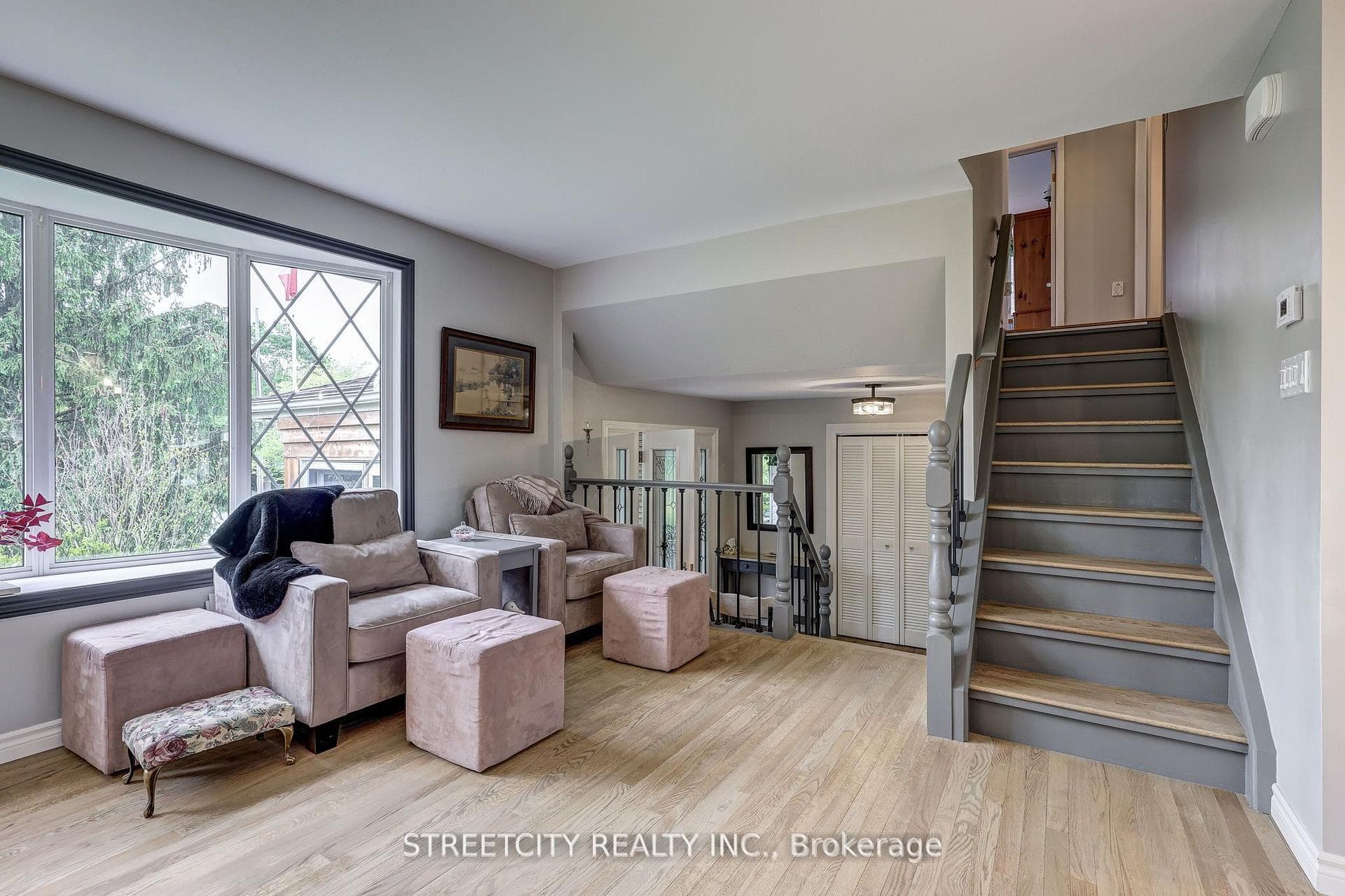 531 Elm Street photo 9