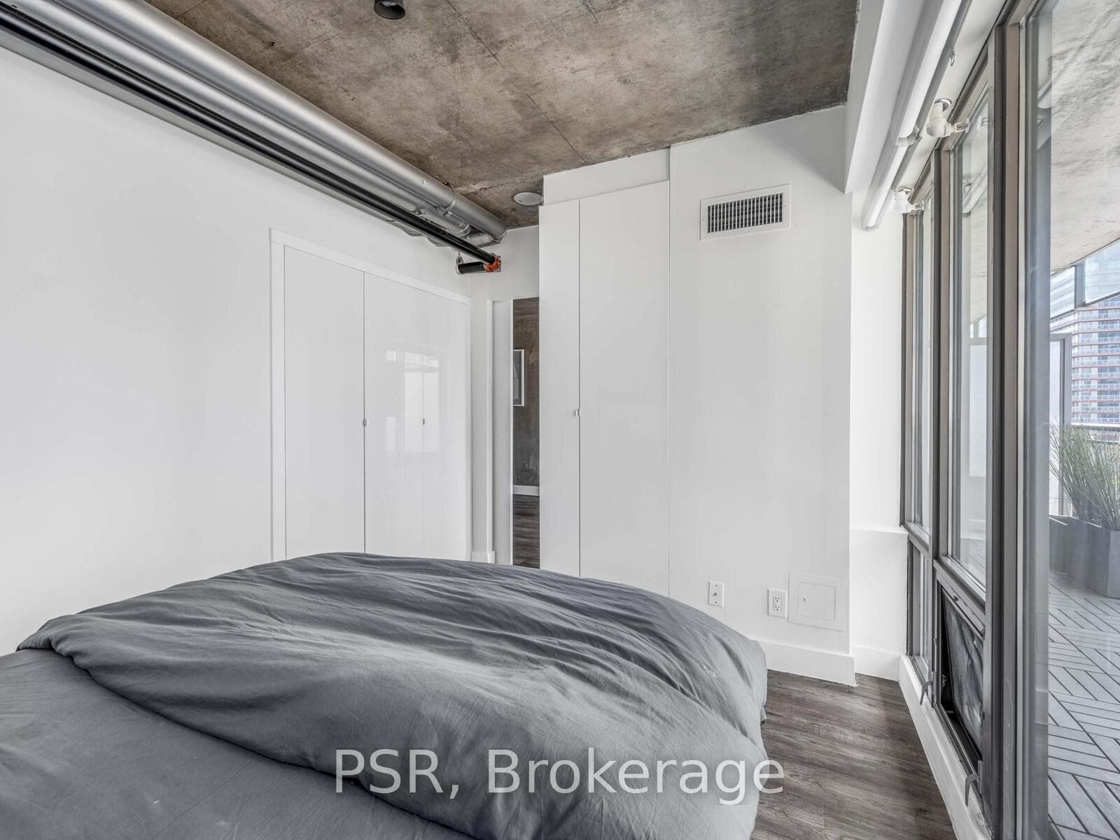 22 Wellesley Street Unit 1405 photo 18