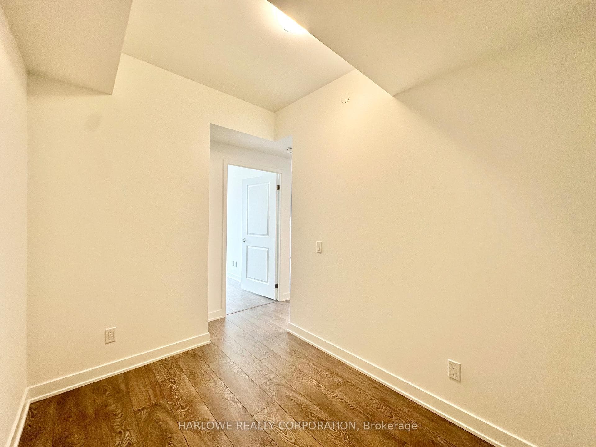 543 Richmond Street Unit 1014 photo 9