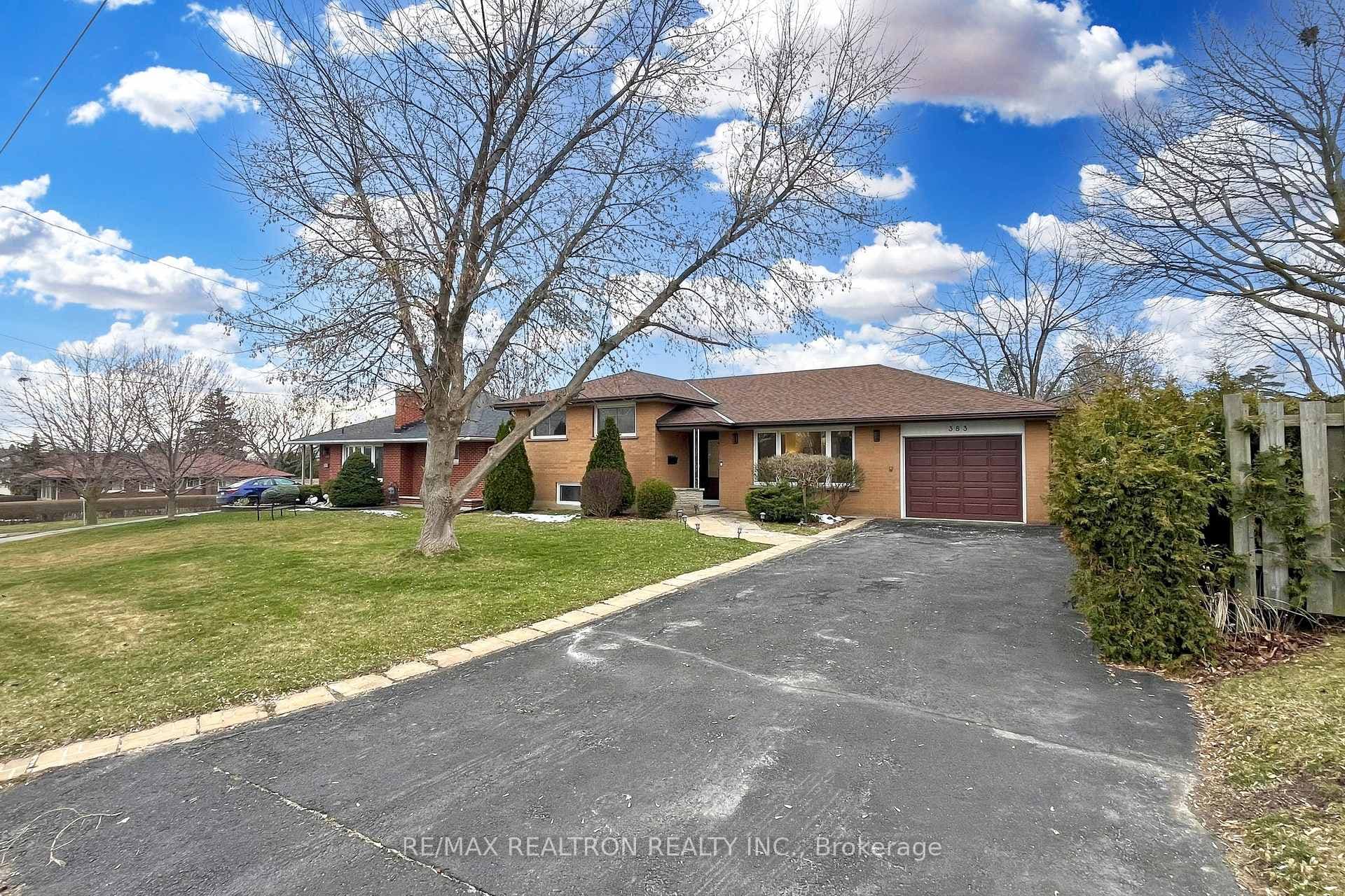 383 Ridgeway Avenue photo 1