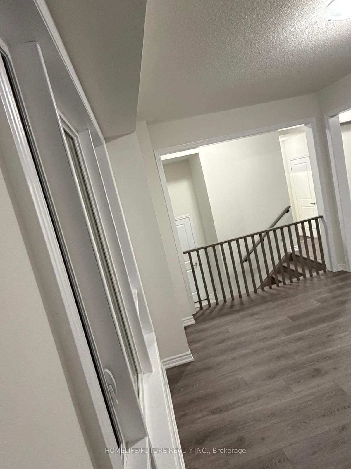 293 Lindsay Street photo 17