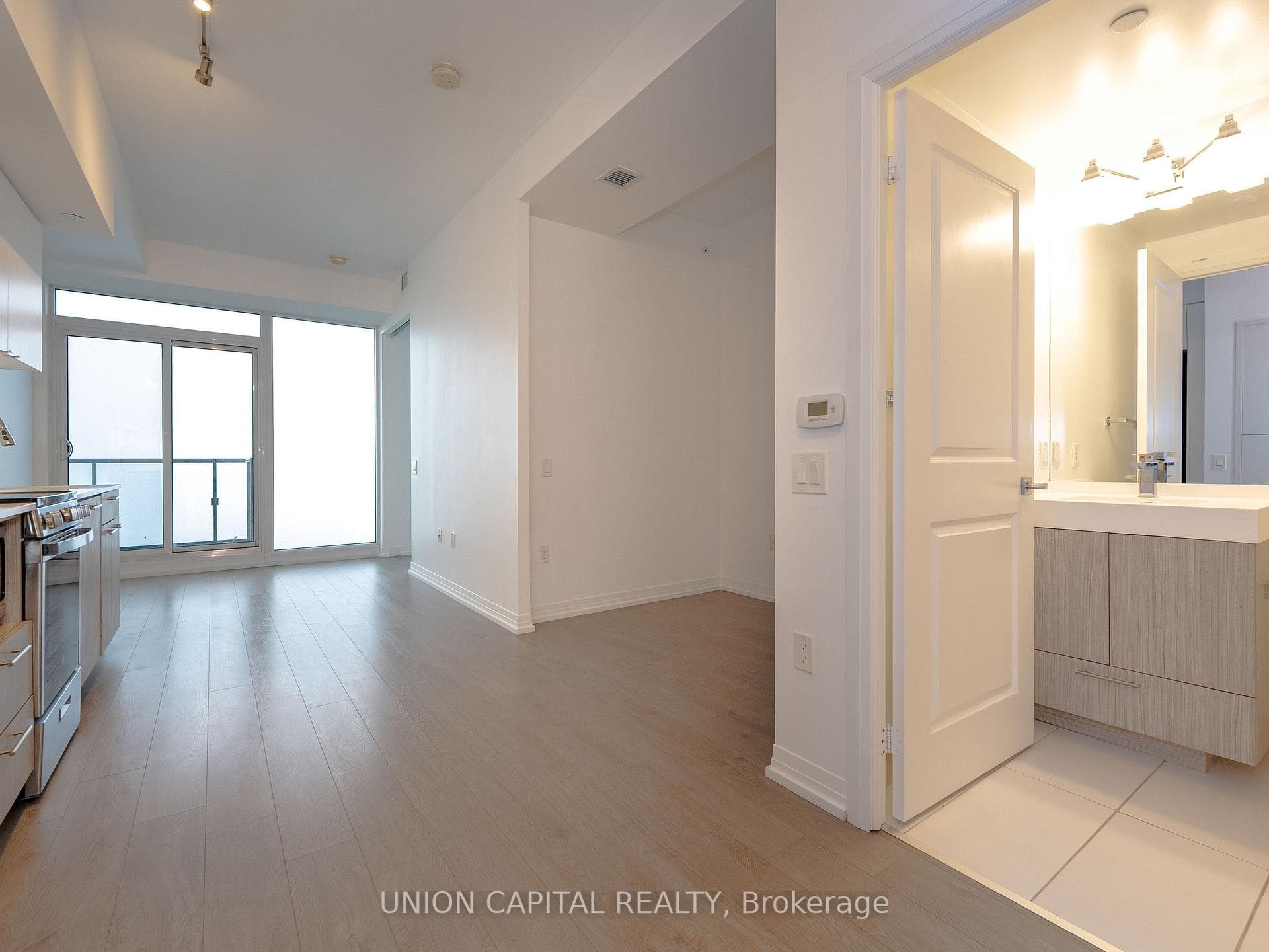 251 Jarvis Street Unit 4515 photo 6