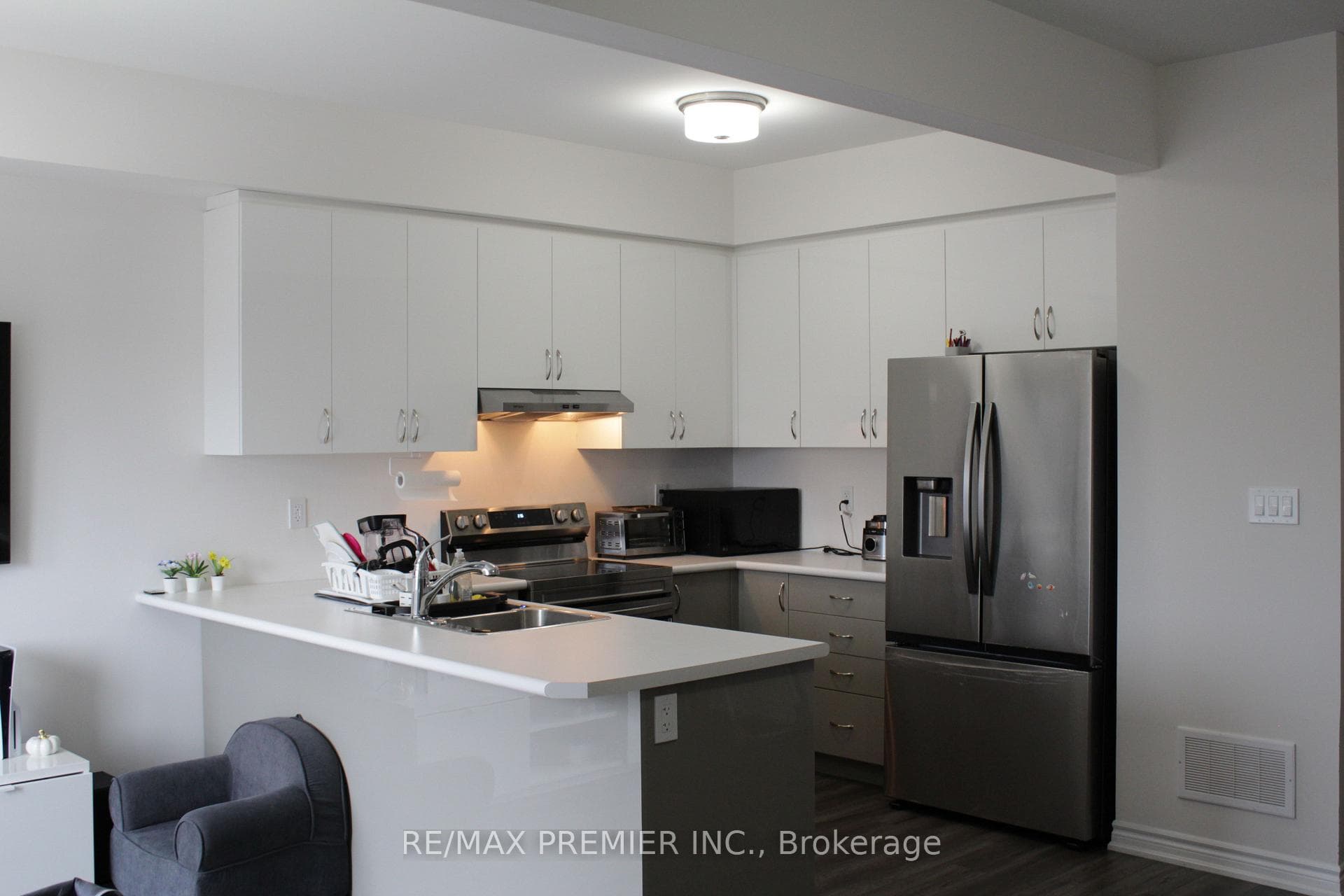 620 Colborne Street Unit 43 photo 7