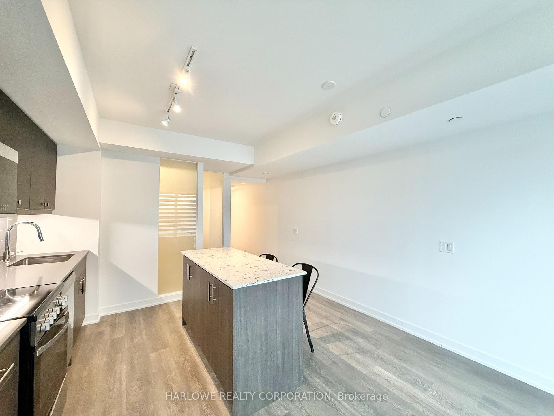 2 Manderley Drive Unit 408 photo 2