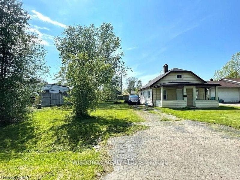 495 GRANDVIEW Road photo 1