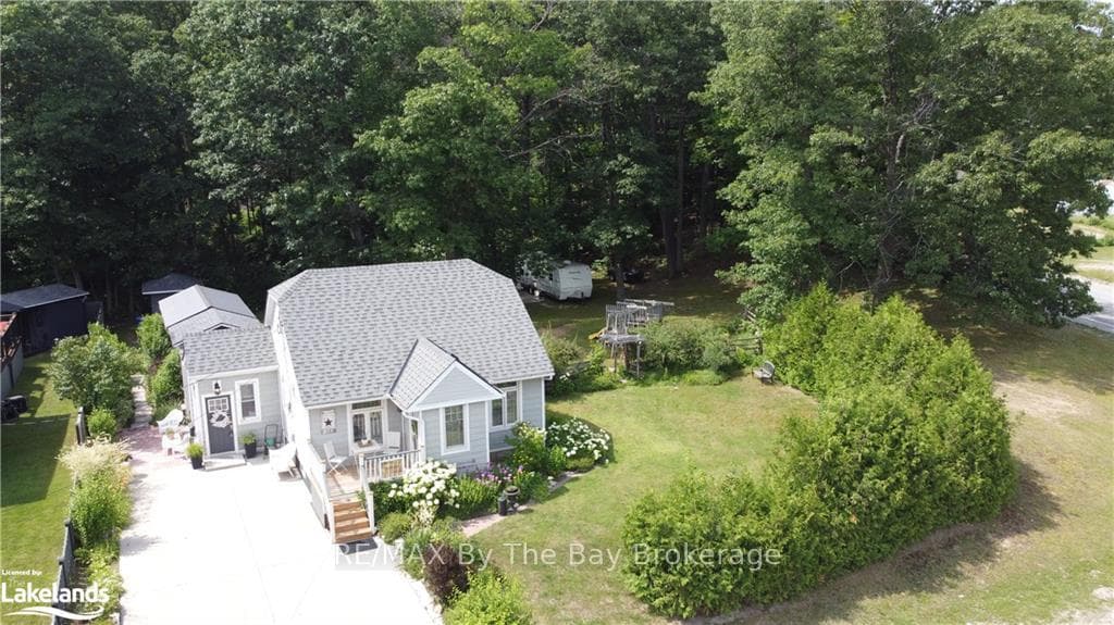 168 GOLF COURSE Road photo 44