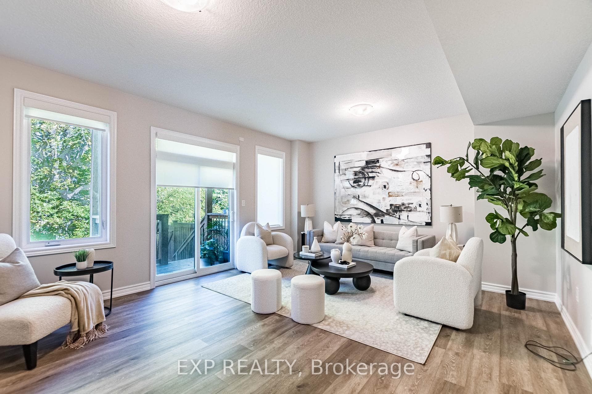 445 Ontario Street Unit 7 photo 5