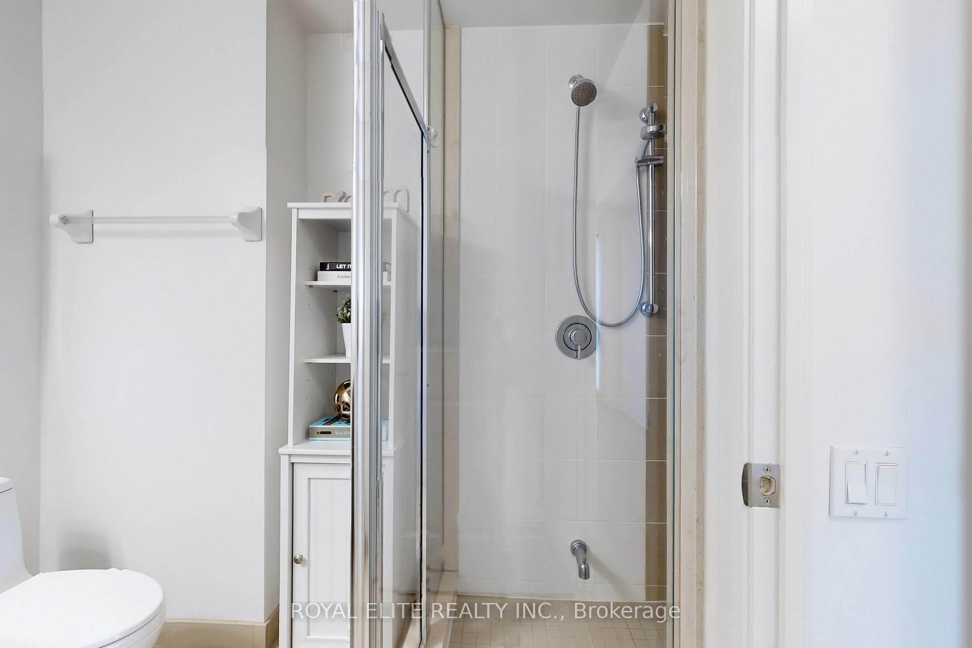 5162 Yonge Street Unit PH202 photo 32