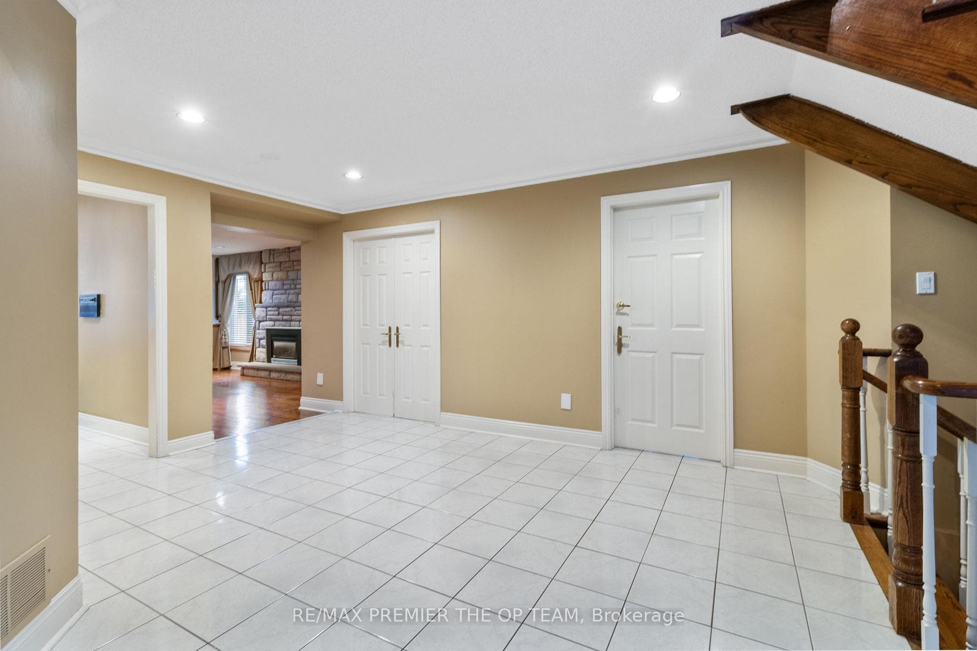 154 Flushing Avenue photo 8