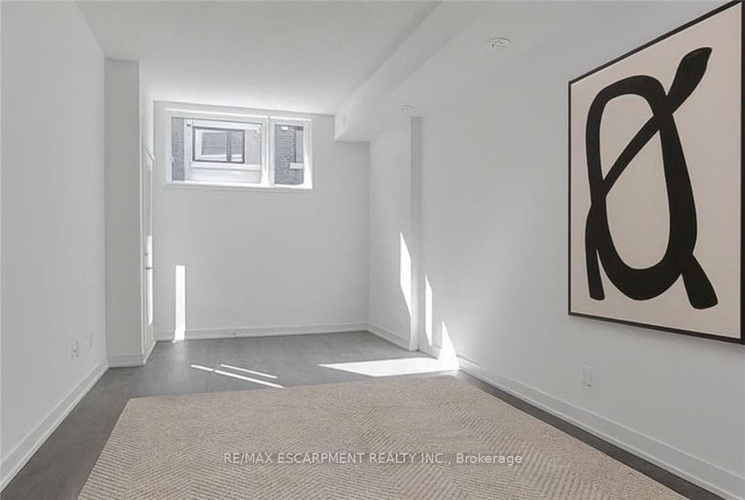 1135 Cooke Boulevard Unit 105 photo 6