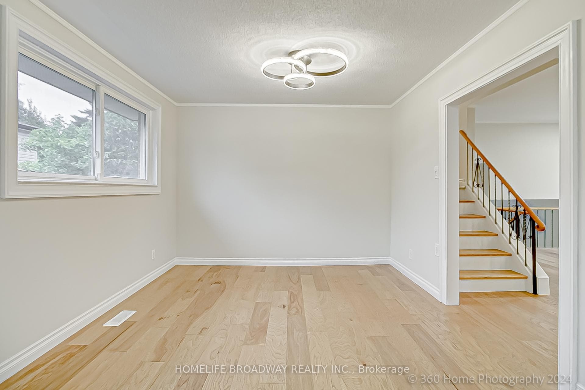837 Three Seasons Drive photo 8
