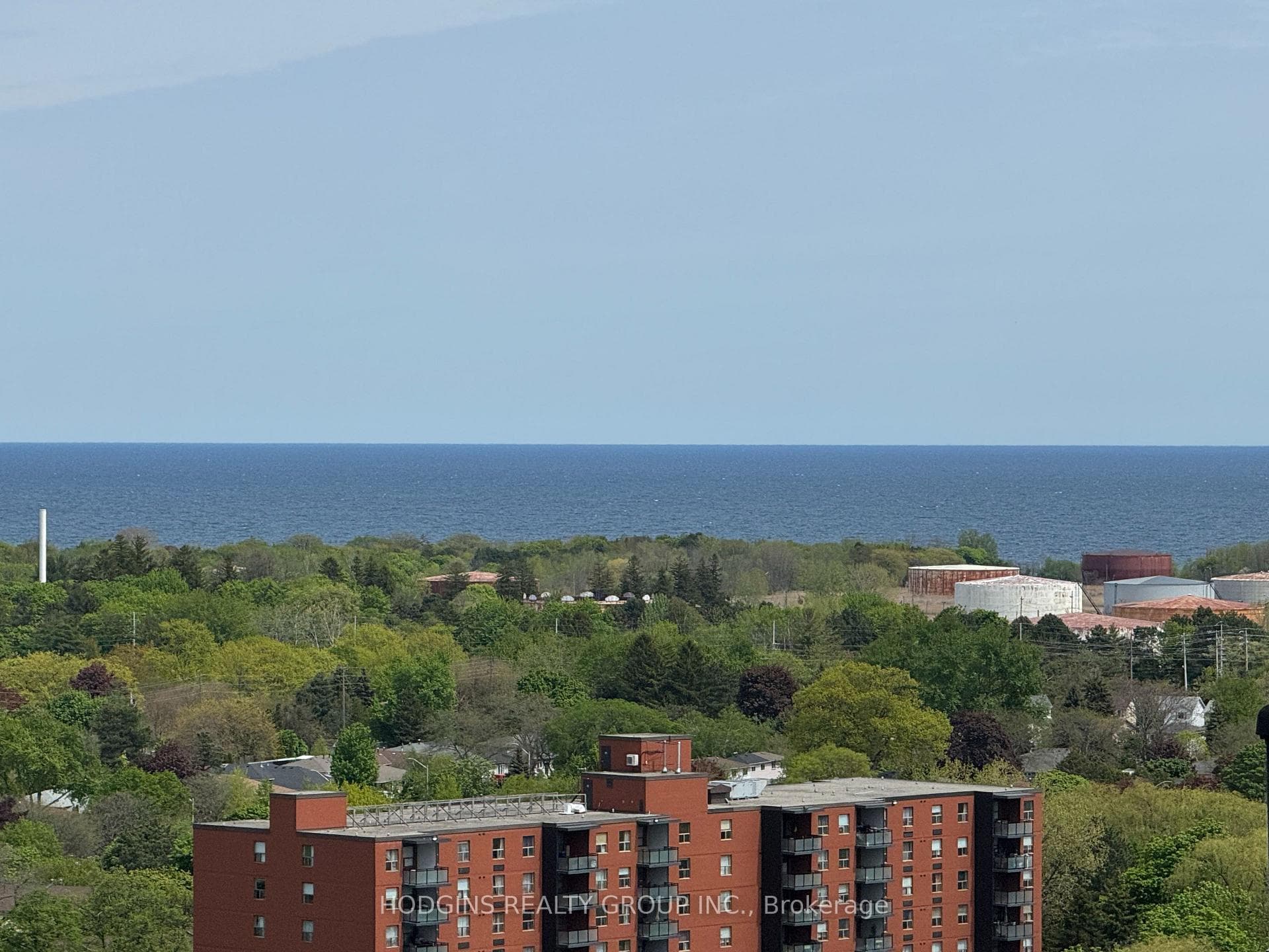 1035 Southdown Road Unit LPH 1801 photo 48