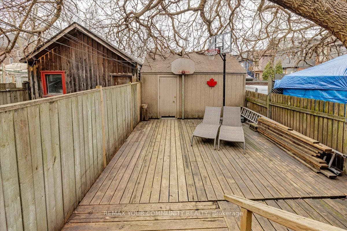 917 Broadview Avenue photo 22