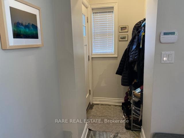 541 Kingston Road Unit B photo 2