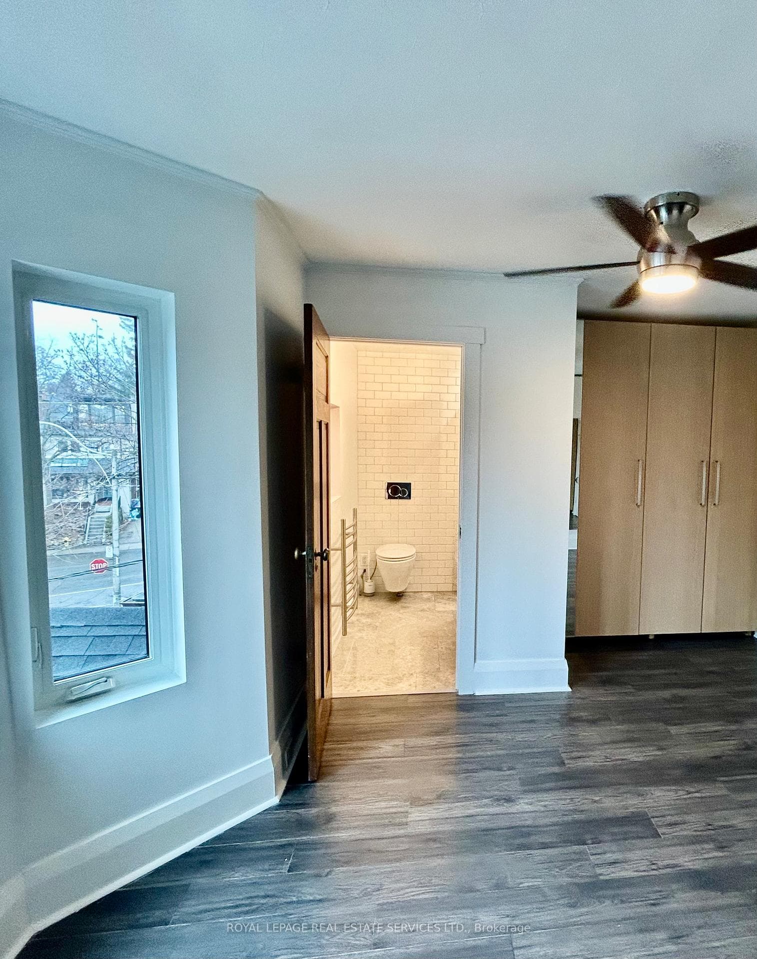 21 Claude Avenue photo 19