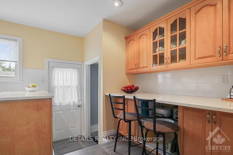 29 RIDGEFIELD Crescent photo 10