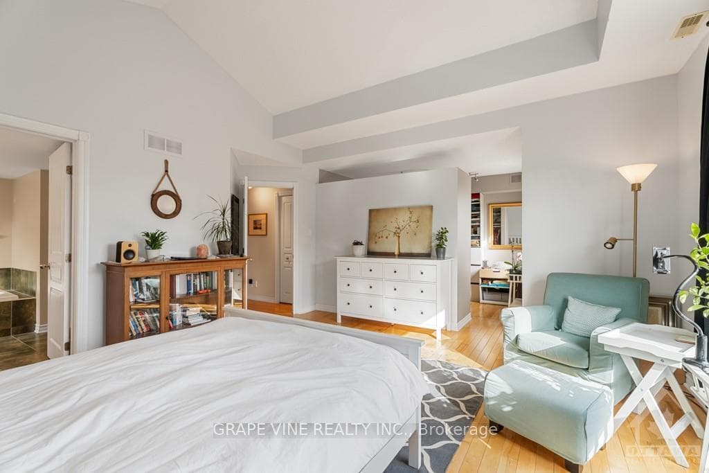 36 EDENVALE Drive photo 16