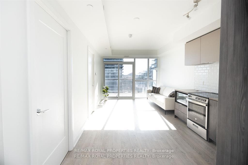 65 Annie Craig Drive Unit 801 photo 11