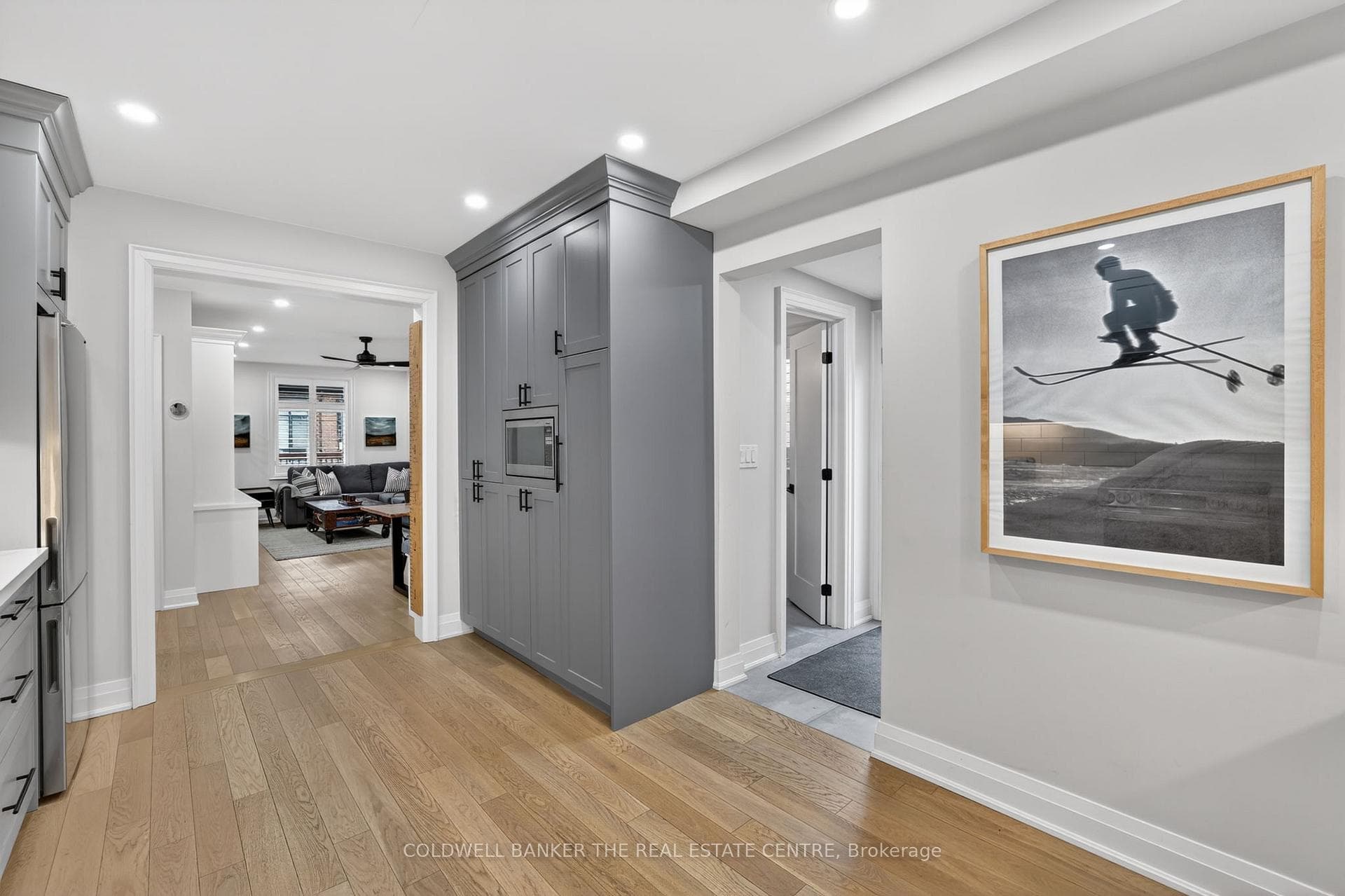 404 Botsford Street photo 14