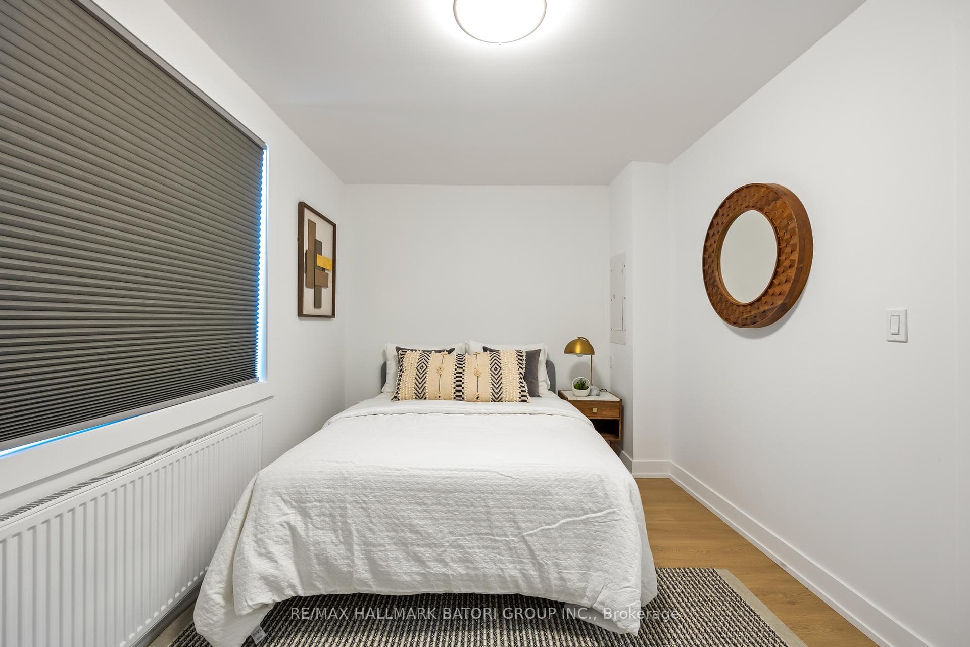 357 Eglinton Avenue Unit A photo 15